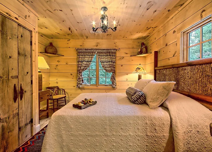 Lake Rabun Hotel
